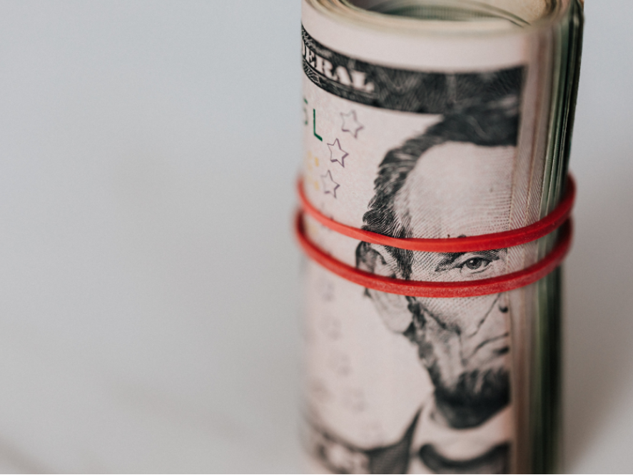 Le differenze tra una banca commerciale e una banca d'investimento